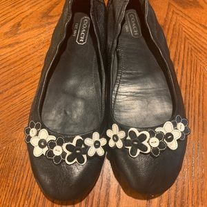 GUC black butter-soft Coach ballet flats